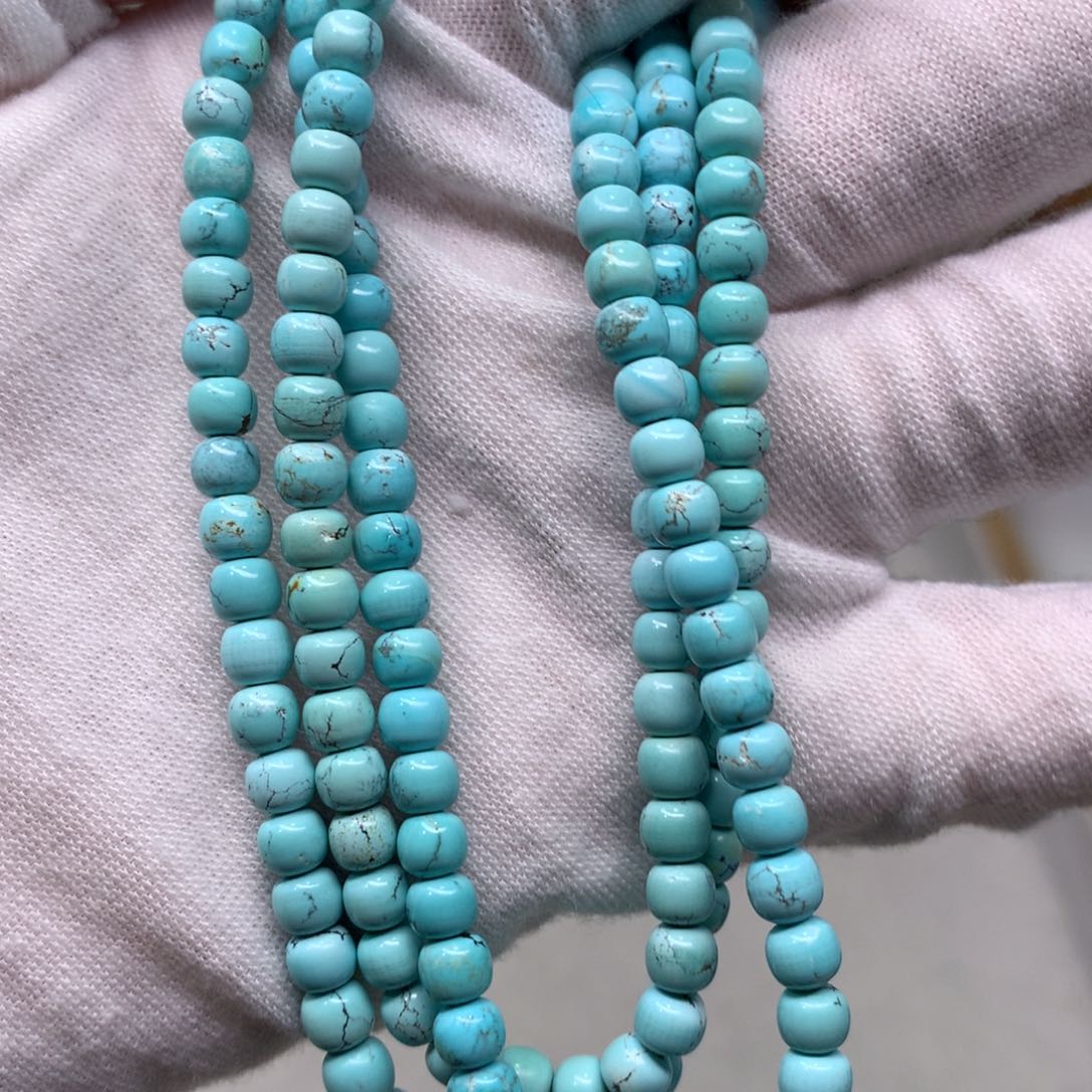 绿松石配饰未镶嵌