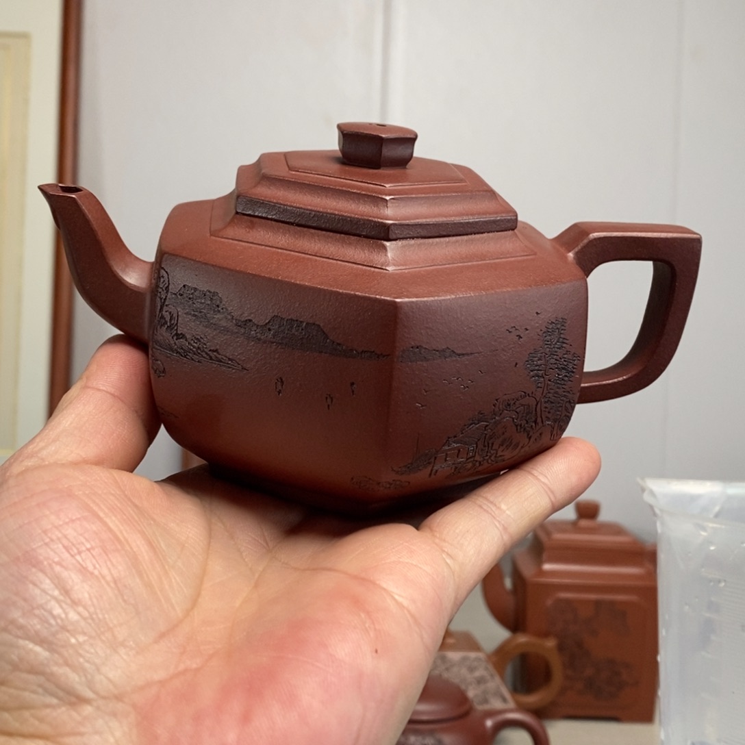 紫砂茶壶原矿泥料传统工艺制作