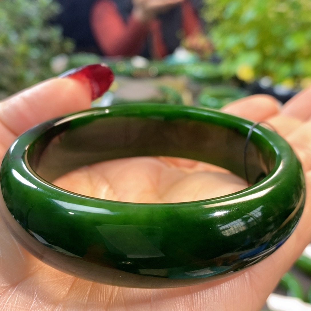 和田玉（碧玉）手镯未镶嵌