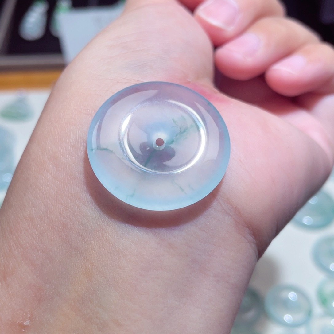 颈饰未镶嵌翡翠扣子