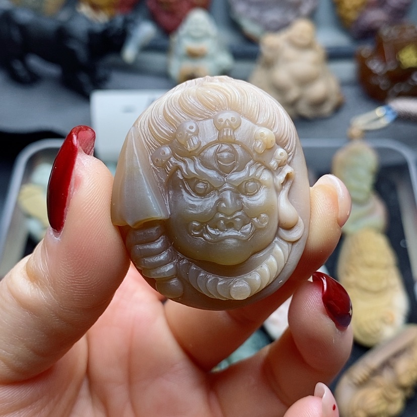 【闪购商品】定制石英质玉吊坠未镶嵌