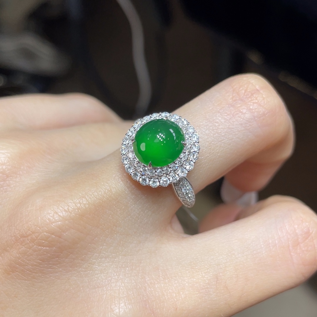 翡翠颈饰18K金镶嵌天然缅甸翡翠a货