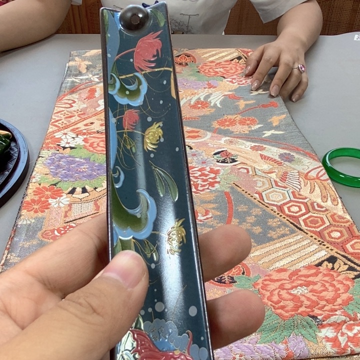 瓷片哈给哥哥哥哥哥哥哥哥