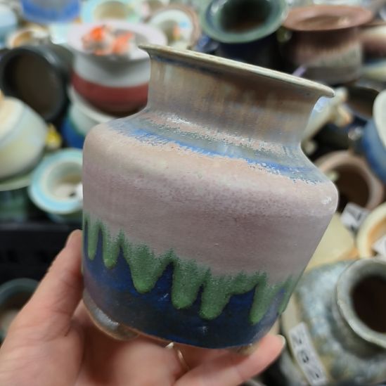 景德镇手工高温陶瓷：内口7高12(微瑕)