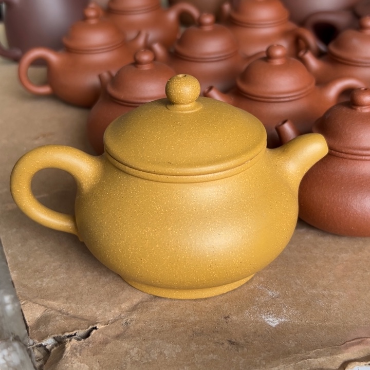 紫砂茶壶黄金段潘壶240c v