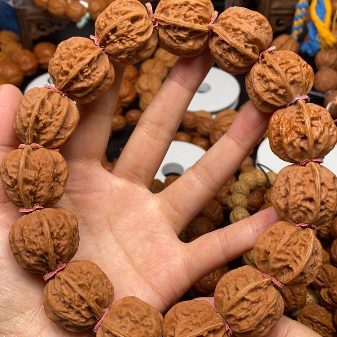 桃核手串龙爪纹八棱