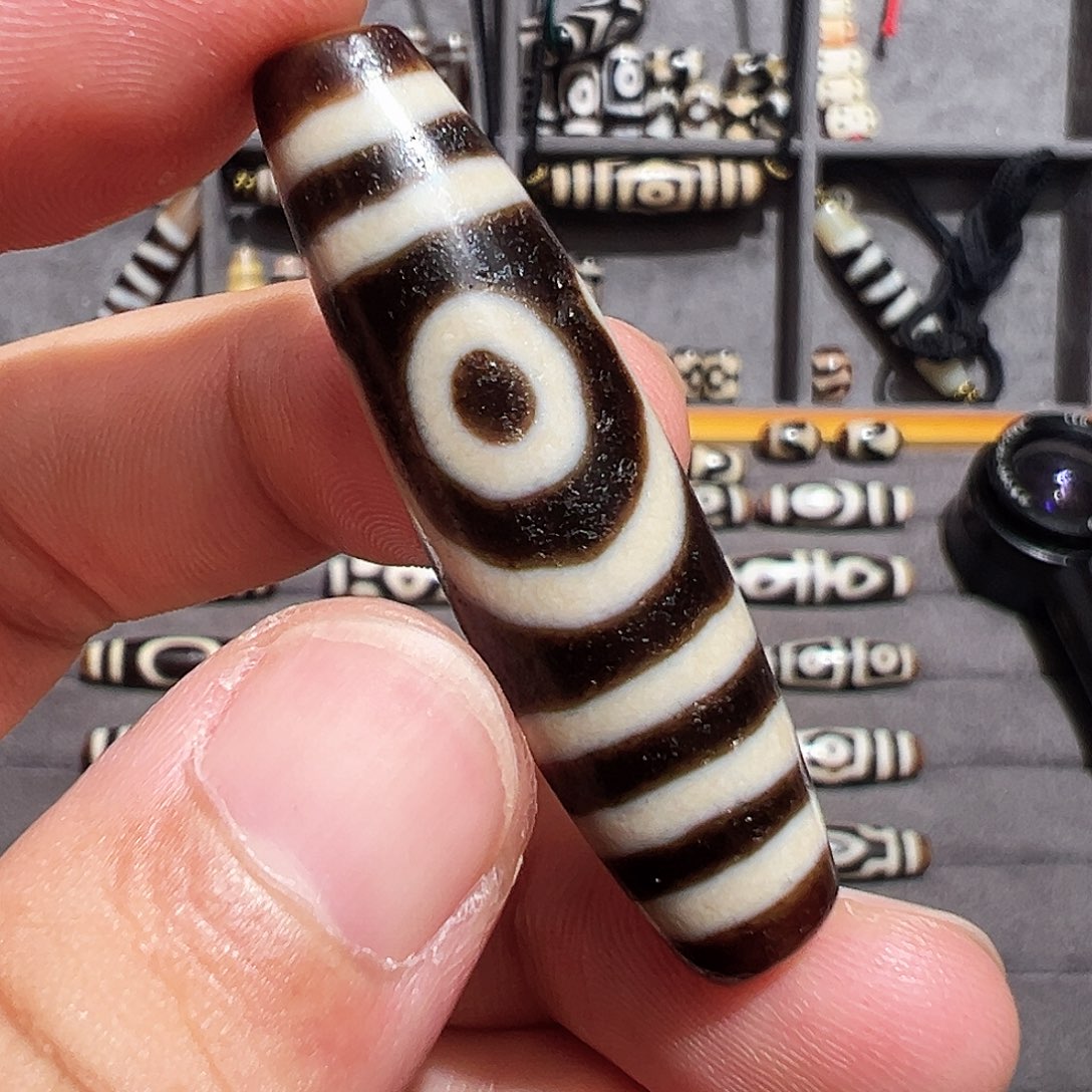 未镶嵌玛瑙颈饰上肯现代玛瑙制品