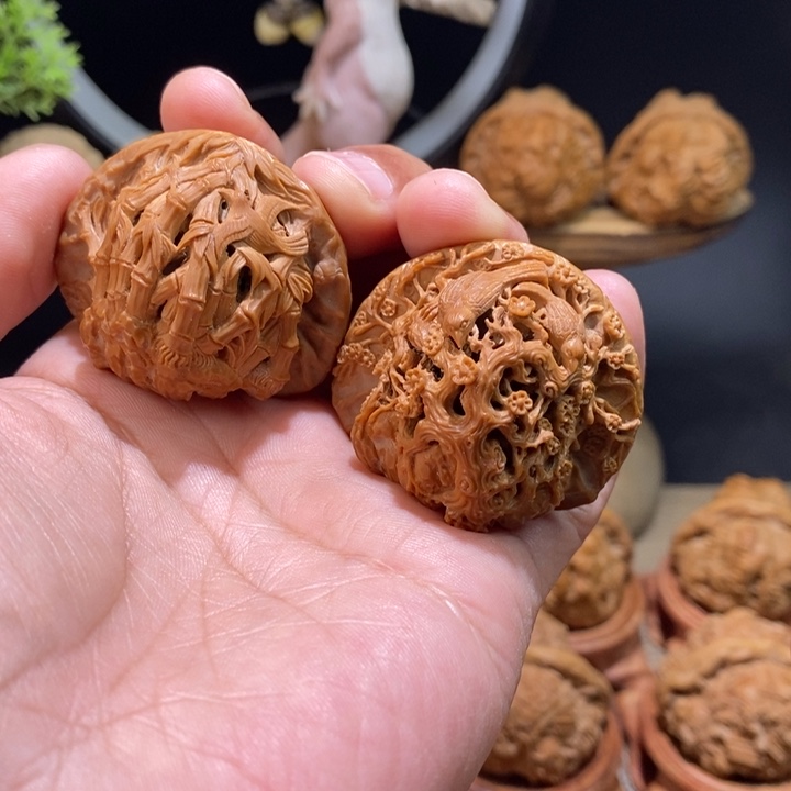 核桃把件微*尘纯手工雕刻文玩核桃