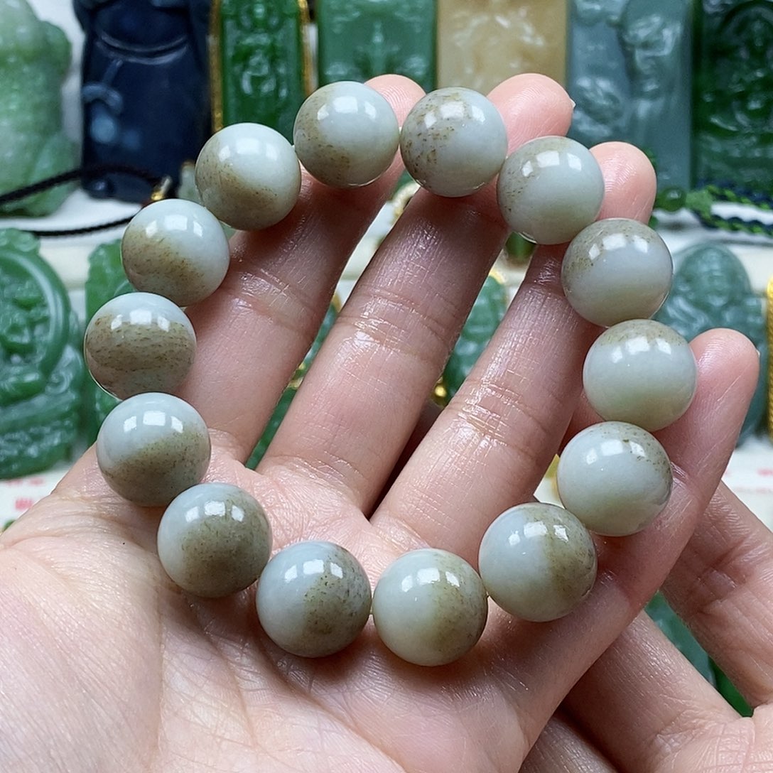 和田玉颈饰卡16未镶嵌