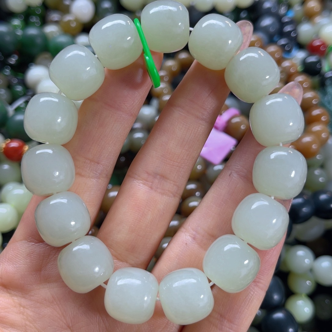 手串未镶嵌和田玉