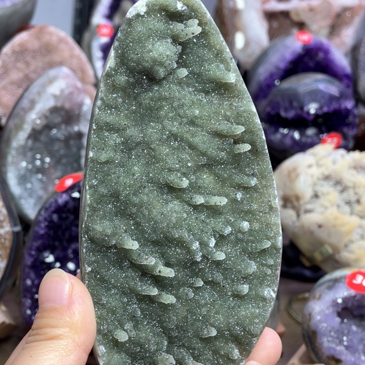 水晶摆件未镶嵌捡漏