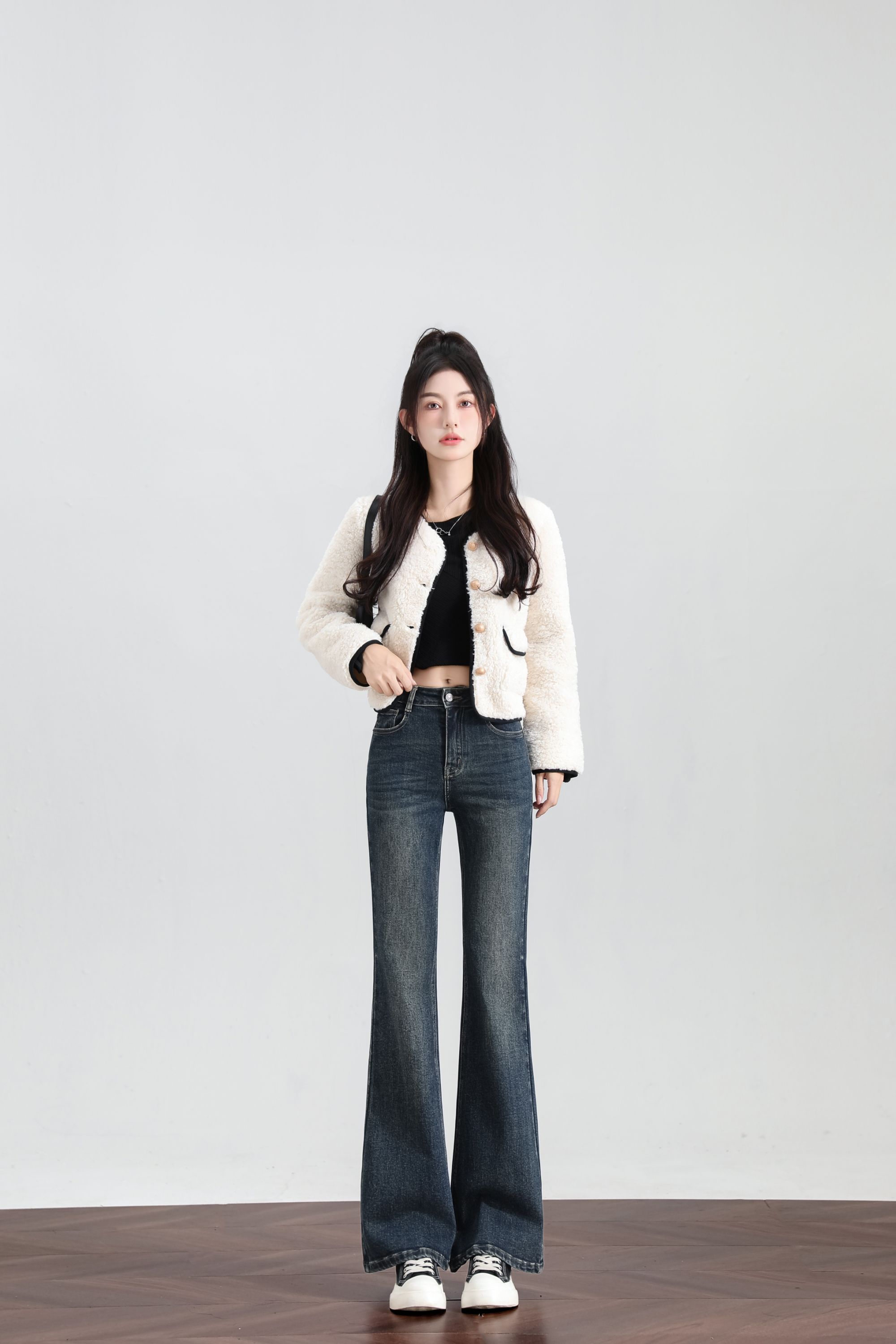 做旧微喇叭牛仔裤女2025年春新款高腰显瘦弹力修身长裤百搭春季