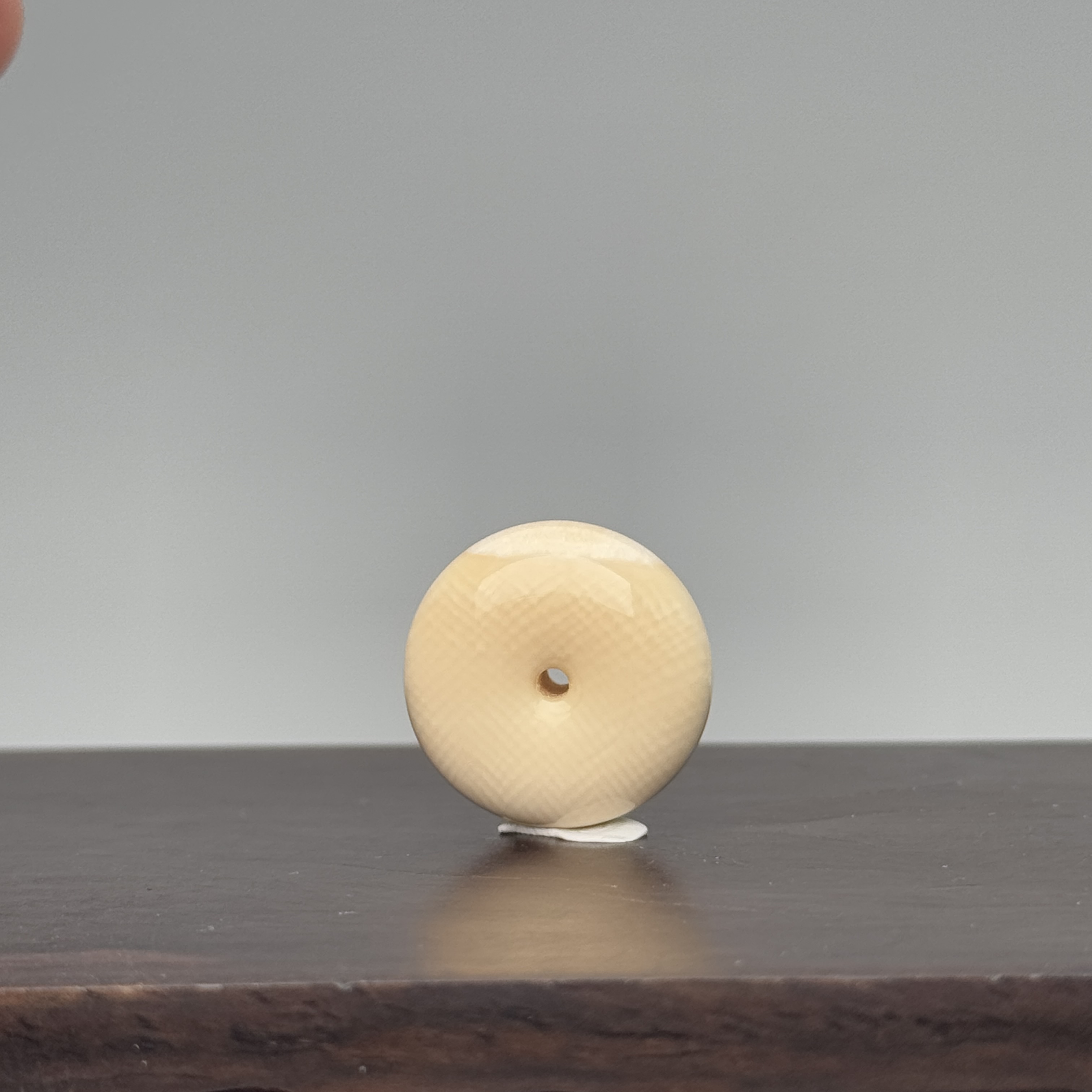 DEZHI/德志19*8mm3.4g平安扣吊坠天然猛犸牙K124