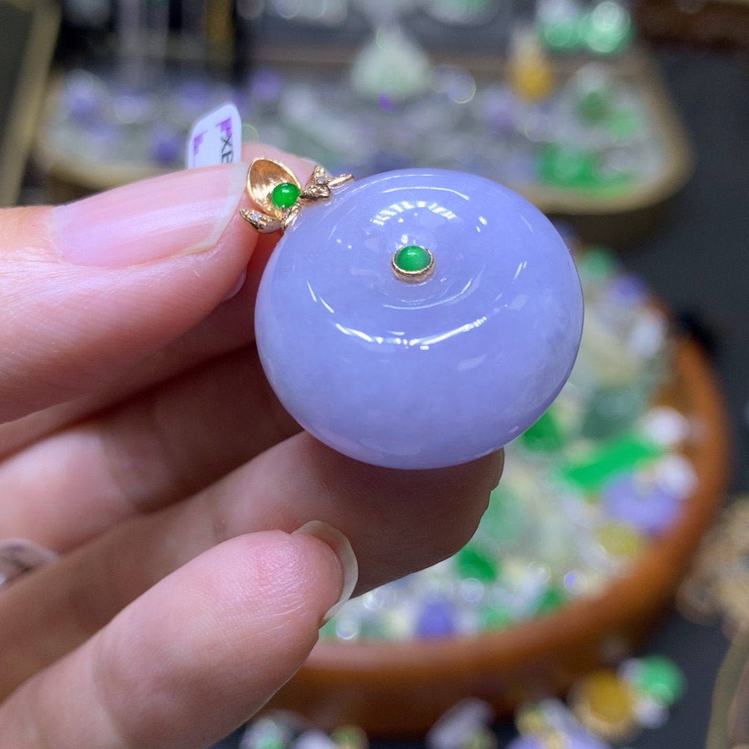 翡翠颈饰18K金镶嵌翡翠吊坠项链