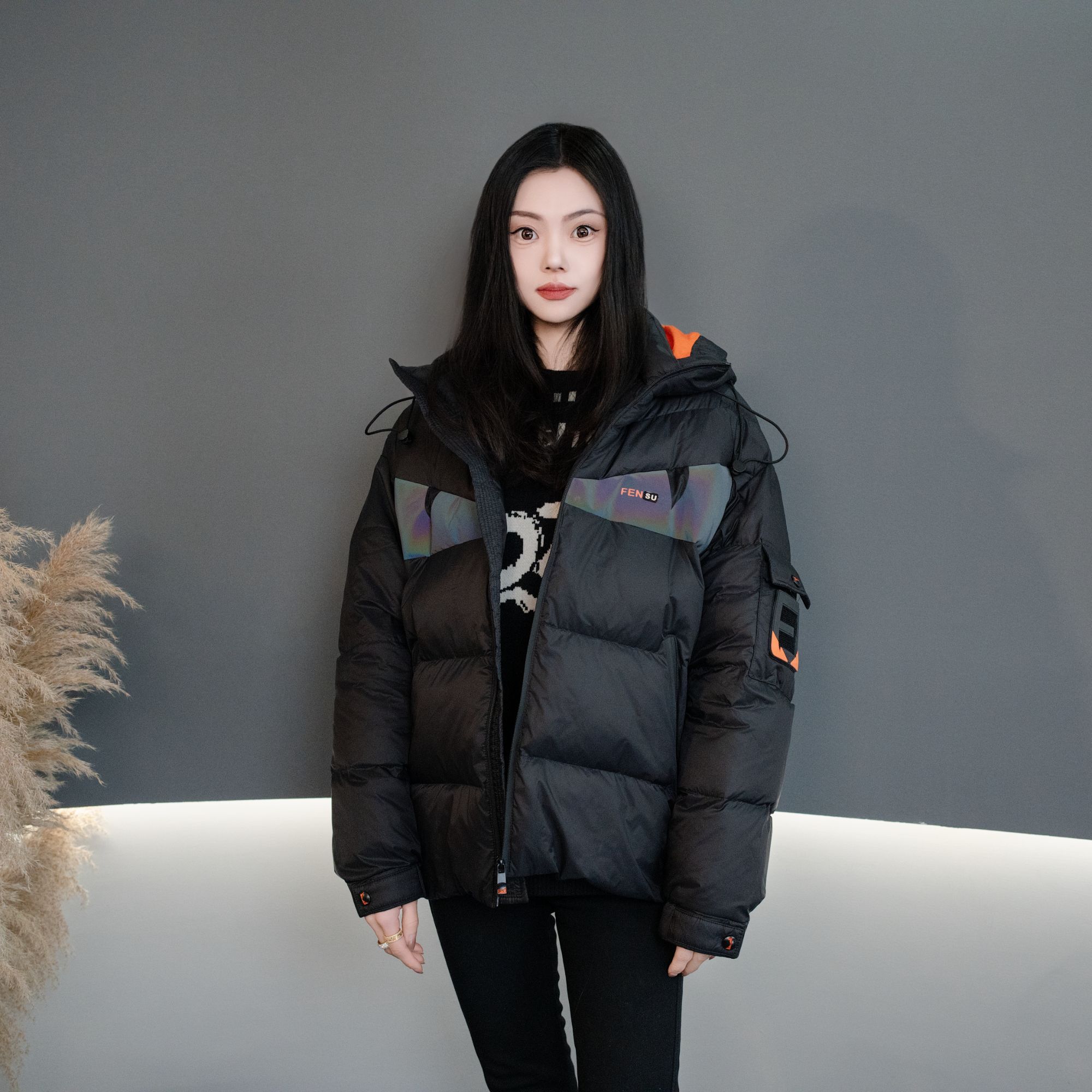 欧货高定镭射眼小怪兽加绒加厚男装