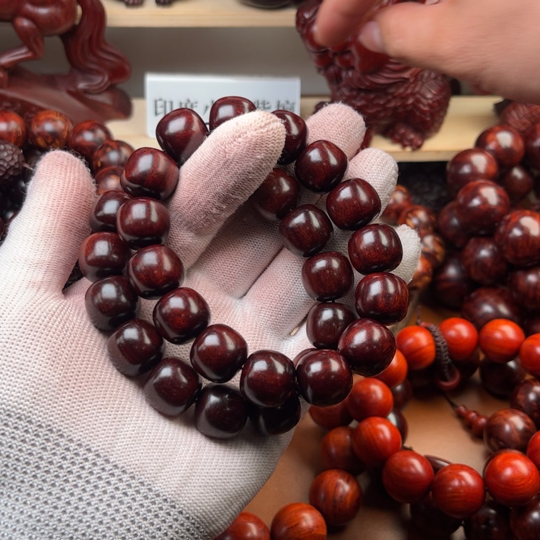 染料紫檀（血檀）1516-老型珠--多样性发其一