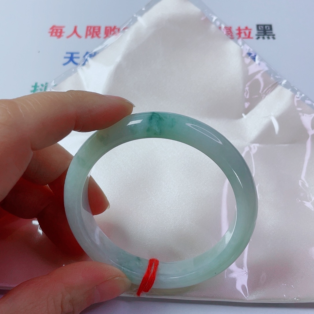 热***活翡翠未镶嵌手镯天然翡翠手镯54.9