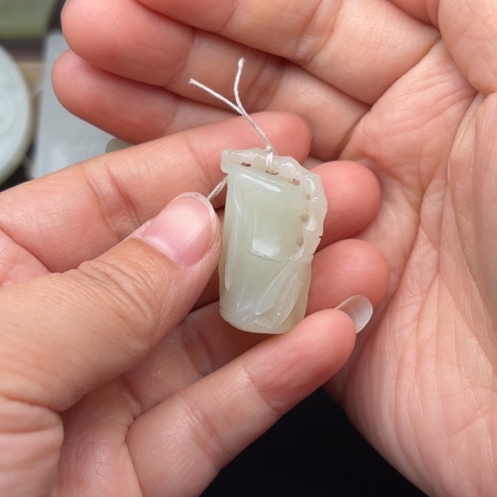 未镶嵌和田玉挂件