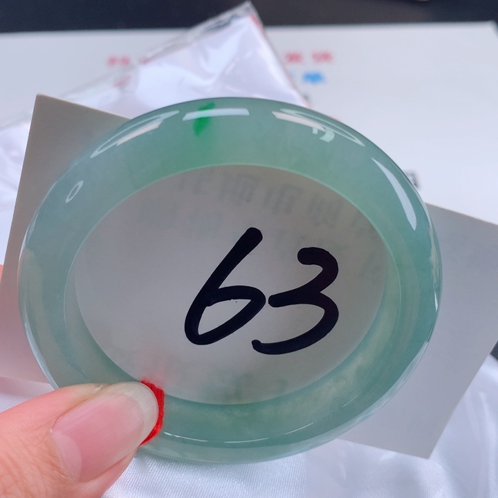 翡翠手镯未镶嵌正