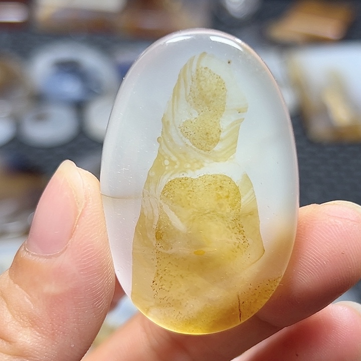 玛瑙/玉髓未镶嵌珠宝半成品