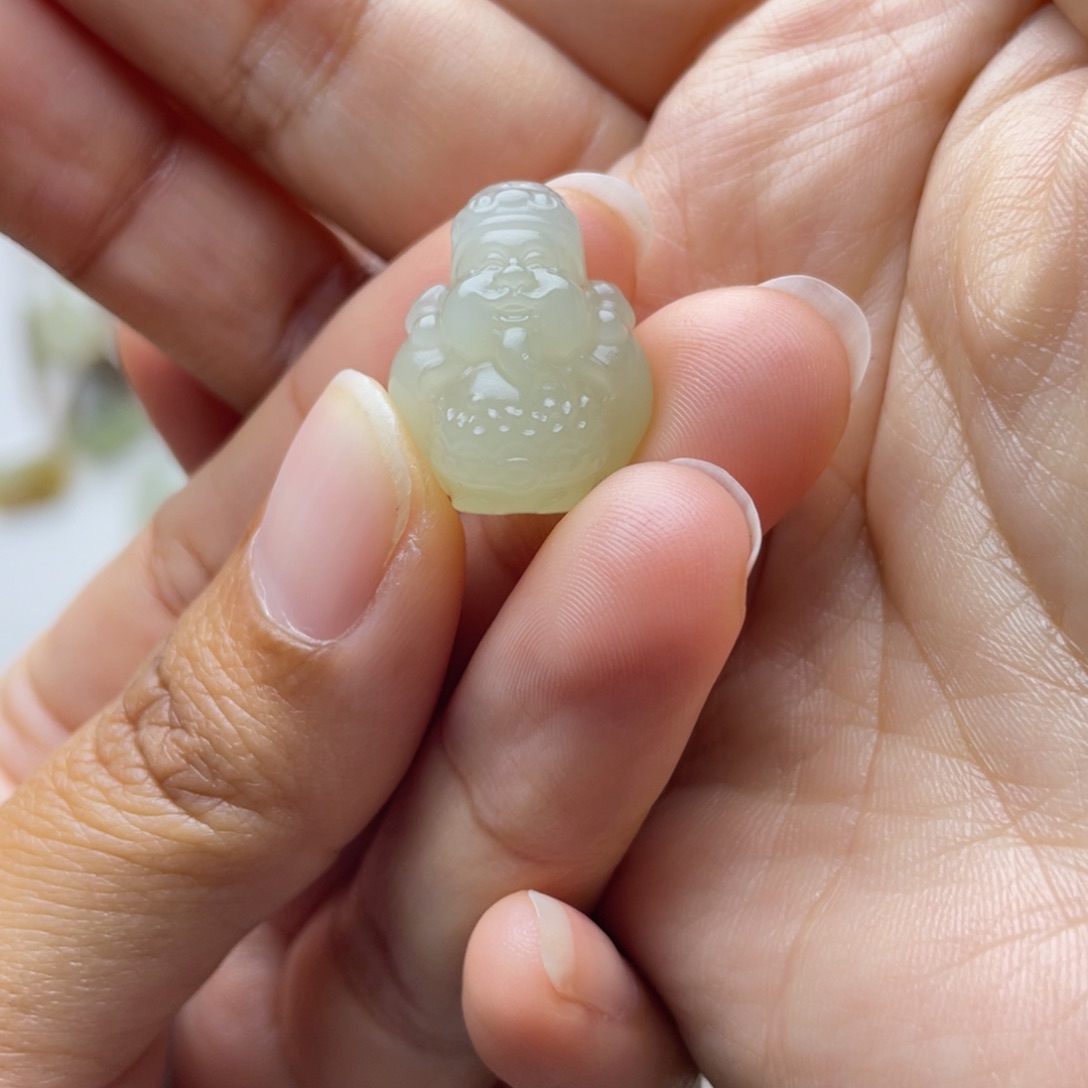 思***媛和田玉未镶嵌吊坠(不含链)