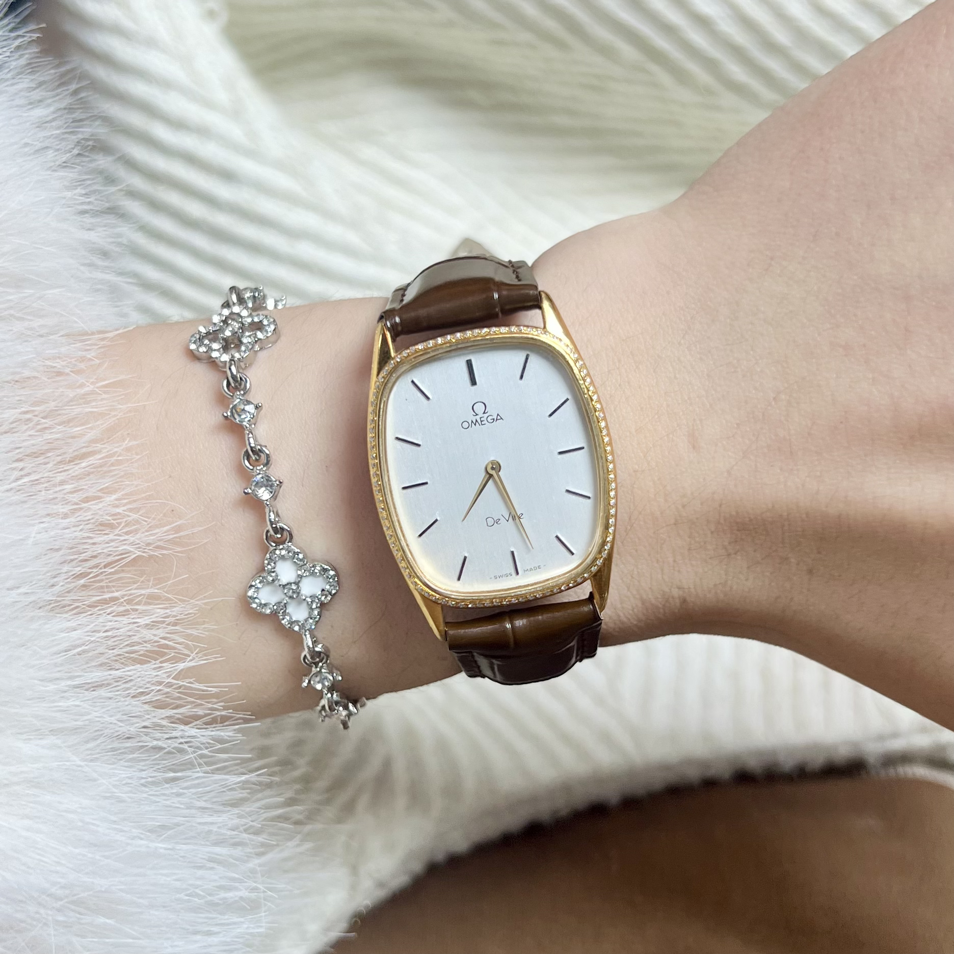 95新 Omega/欧米茄 蝶飞/石英/OM1057