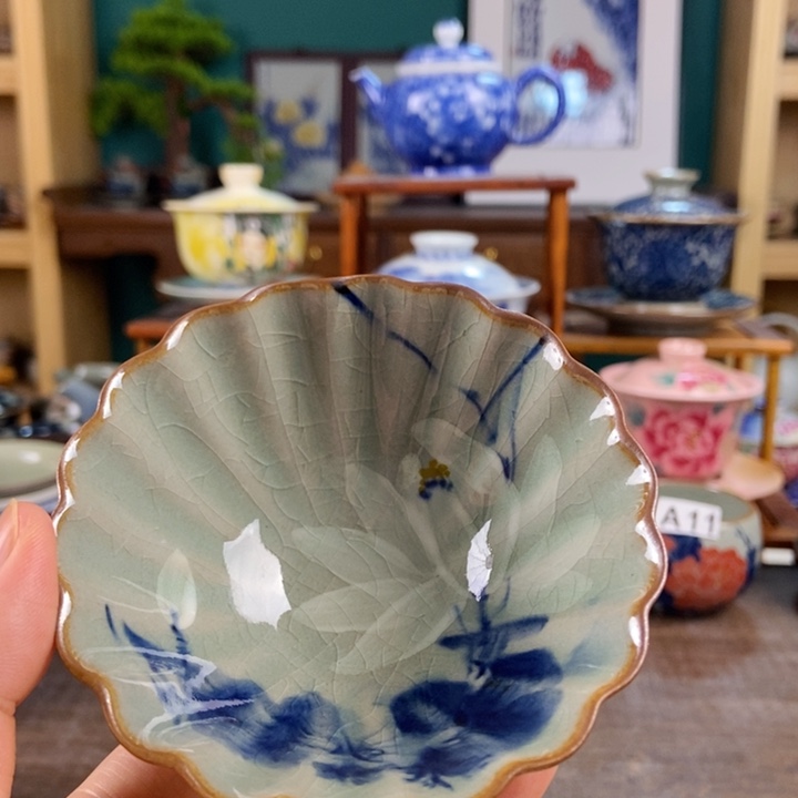 瓷片手工制作工艺精湛等特点