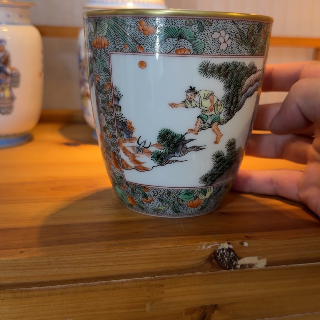 Z****全手工全手绘陶瓷