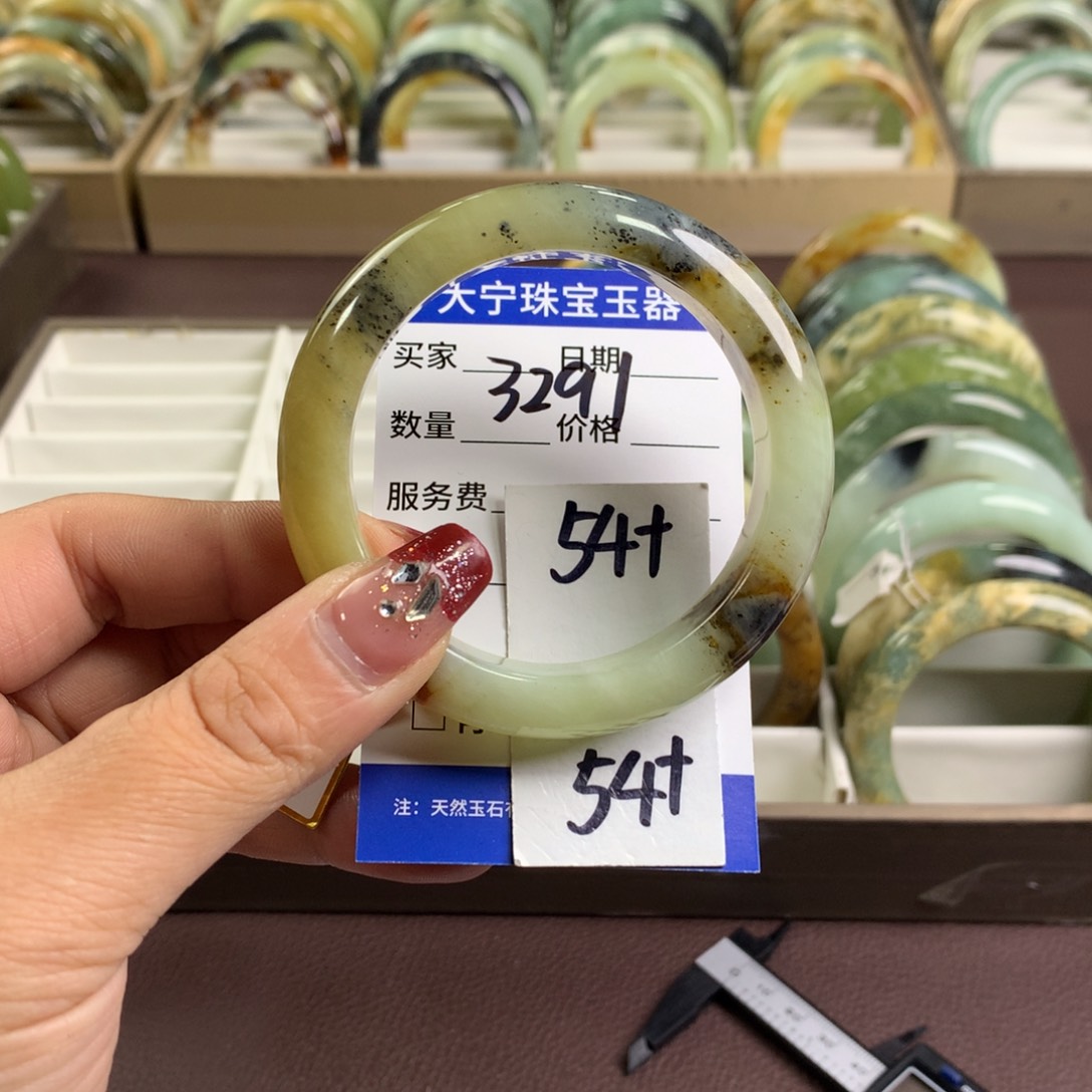 蛇纹石玉手镯未镶嵌3291