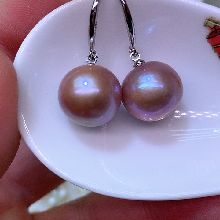 银S925镶嵌耳饰淡水珍珠