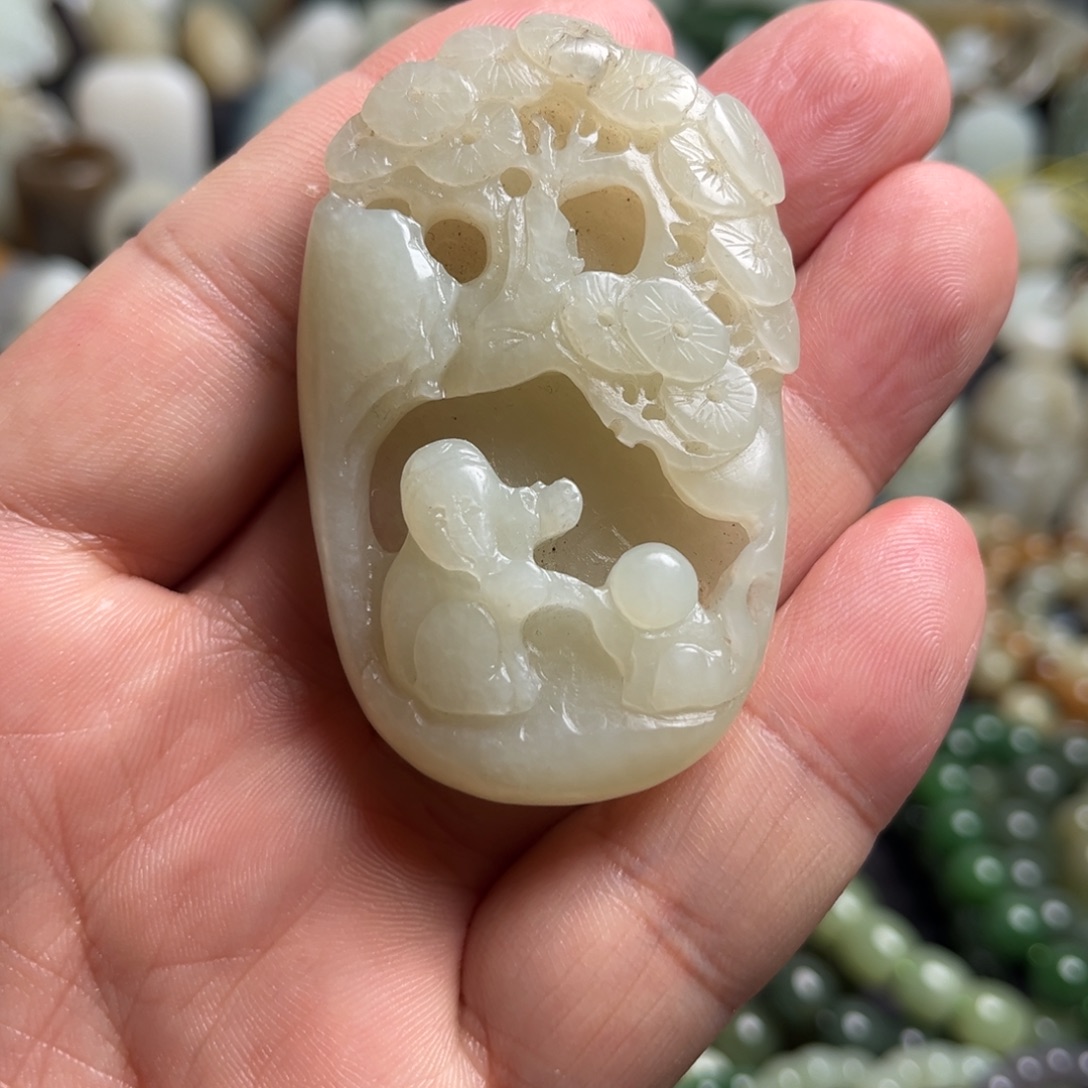 和田玉未镶嵌吊坠(不含链)