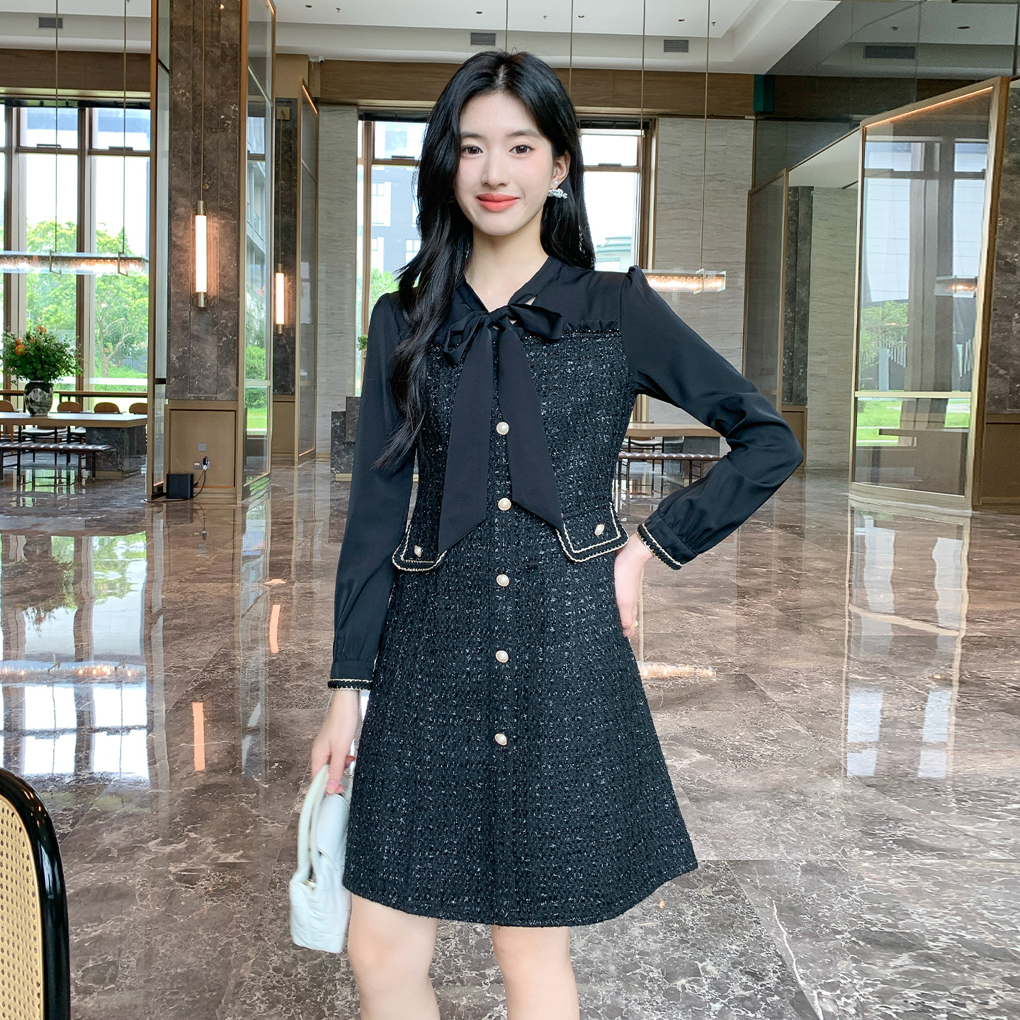 奢姿大码女装2025秋季减龄蝴蝶结小香风拼接连衣裙胖妹妹时尚裙子