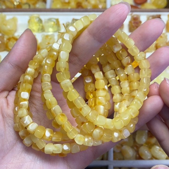 琥珀未镶嵌裸石方糖多样性发其一