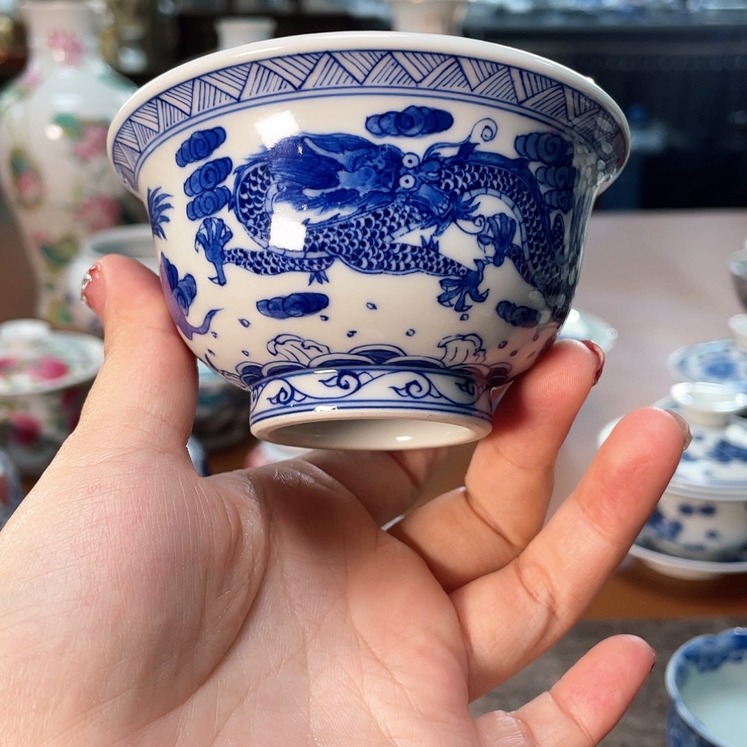 十****子………………………………………………………………