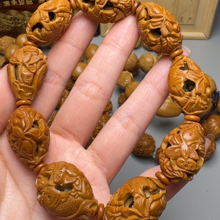 橄榄核手串/手链鱼戏莲叶
