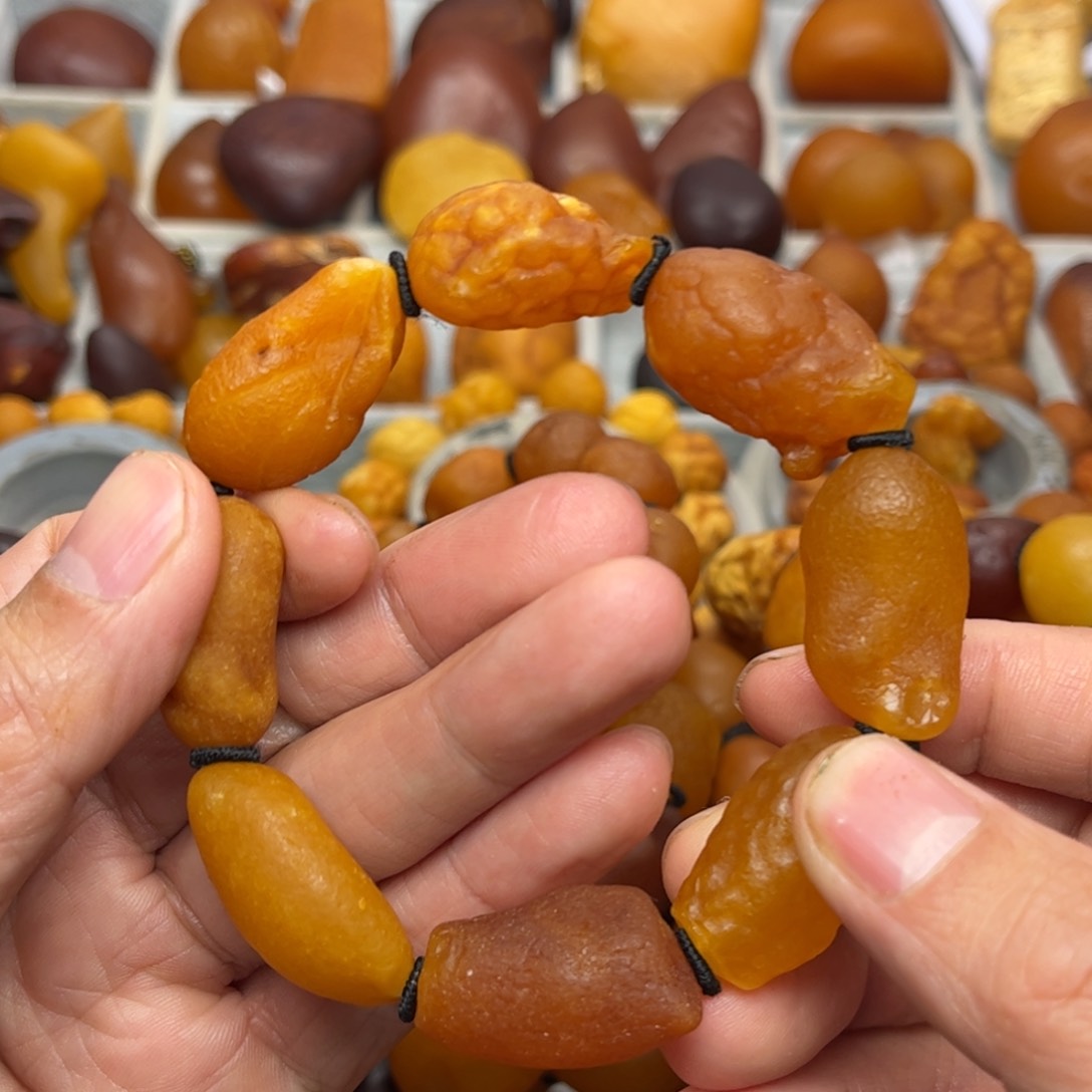 琥珀裸石未镶嵌天然蜜蜡手串