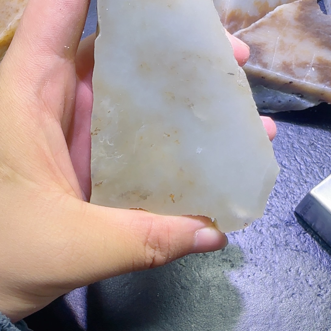 和田玉未镶嵌珠宝半成品