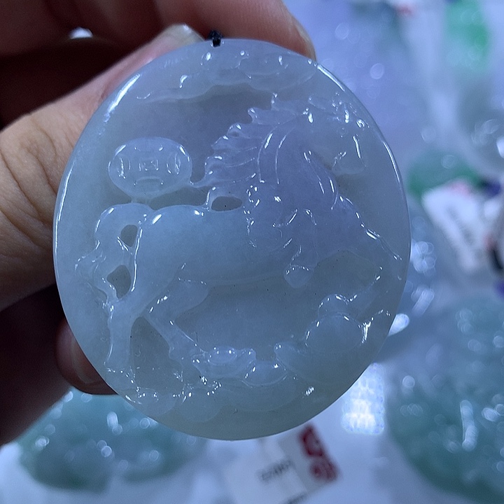 翡翠未镶嵌颈饰天然翡翠A货吊坠