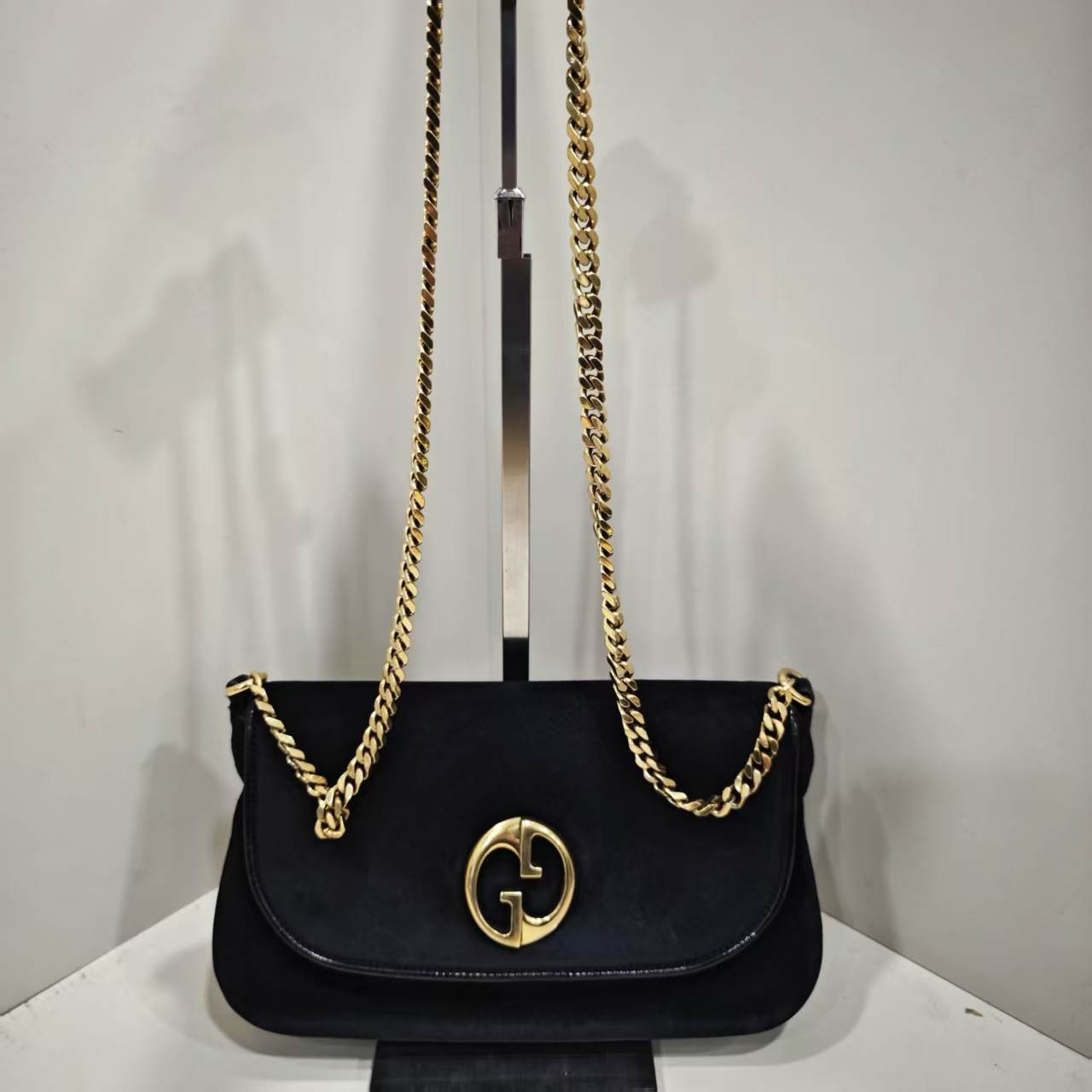 95新 GUCCI/古驰 黑金链条单肩包/4385