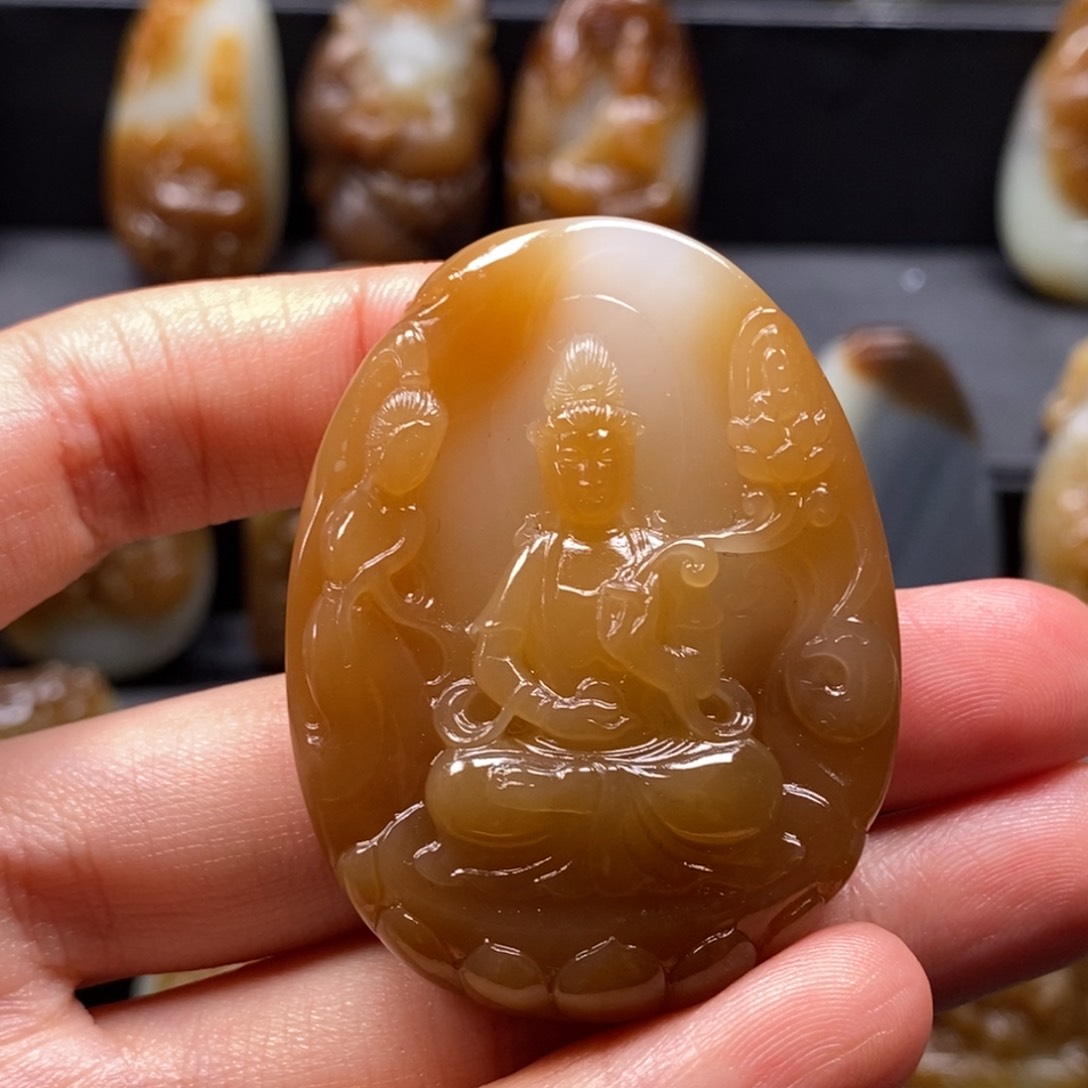 和田玉挂件未镶嵌