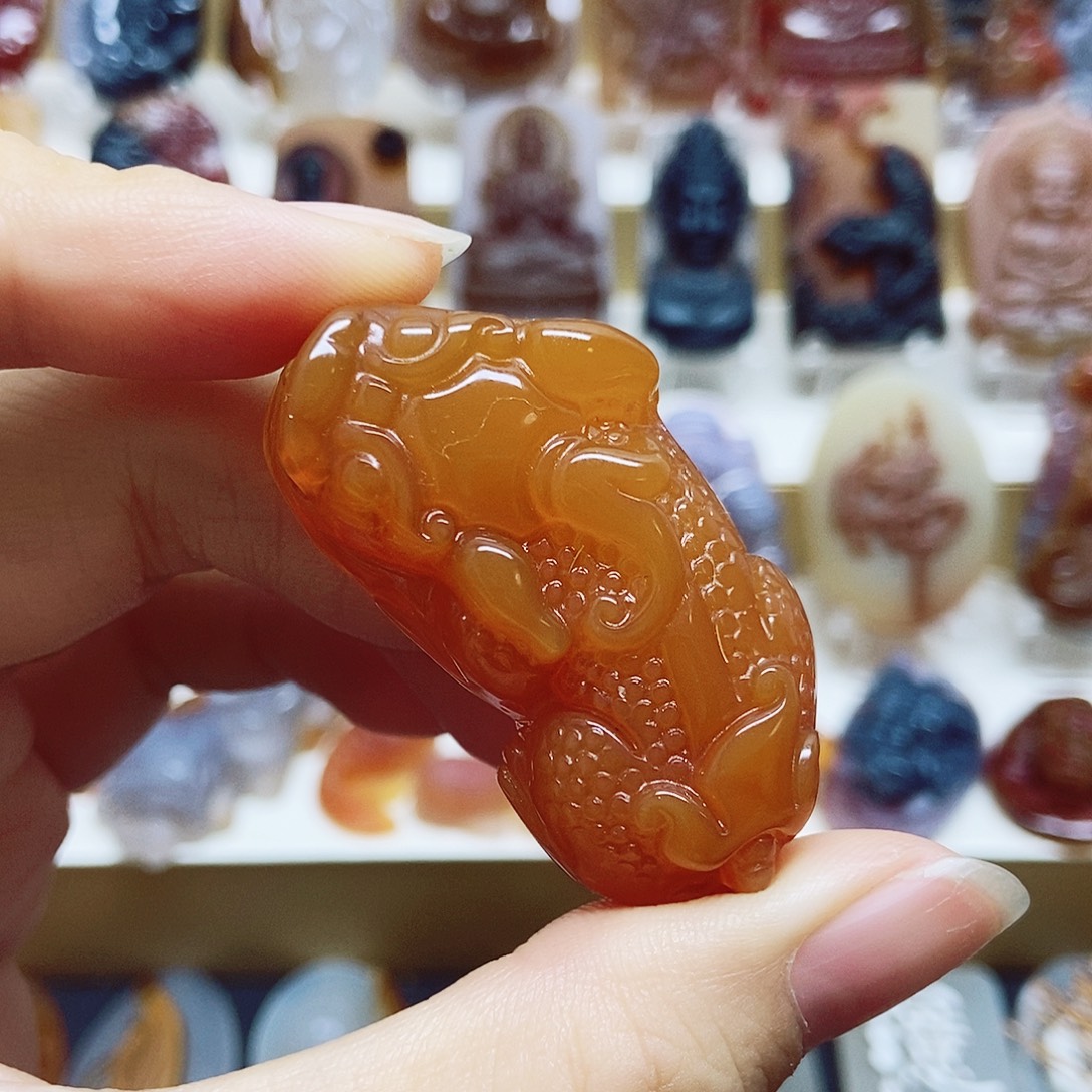 未镶嵌颈饰玛瑙/玉髓