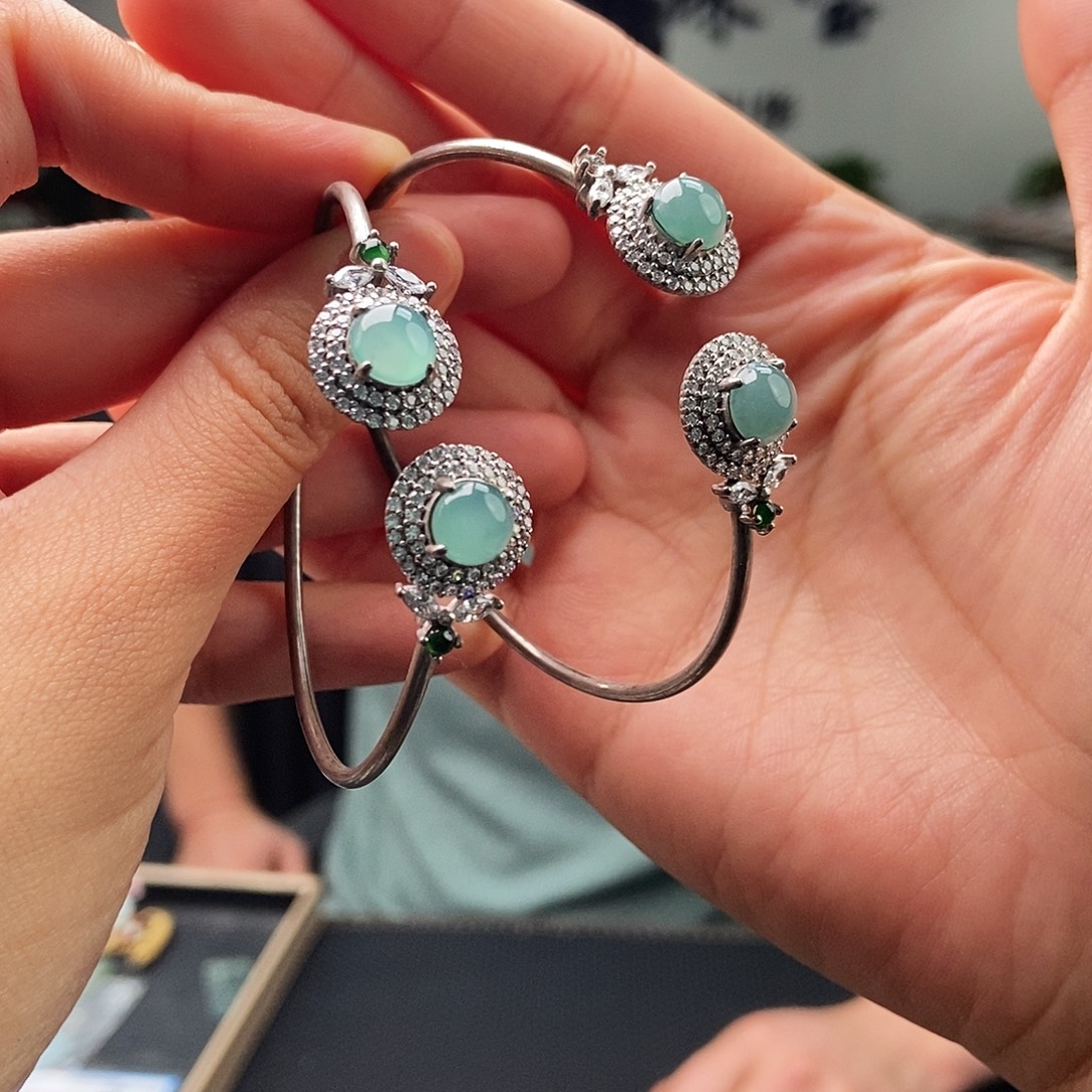 翡翠银S925镶嵌手镯颜色多样性发拍一发一