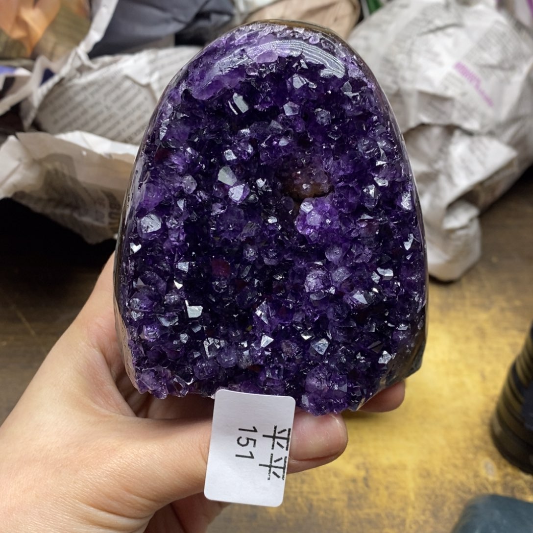 紫晶乌拉圭未镶嵌