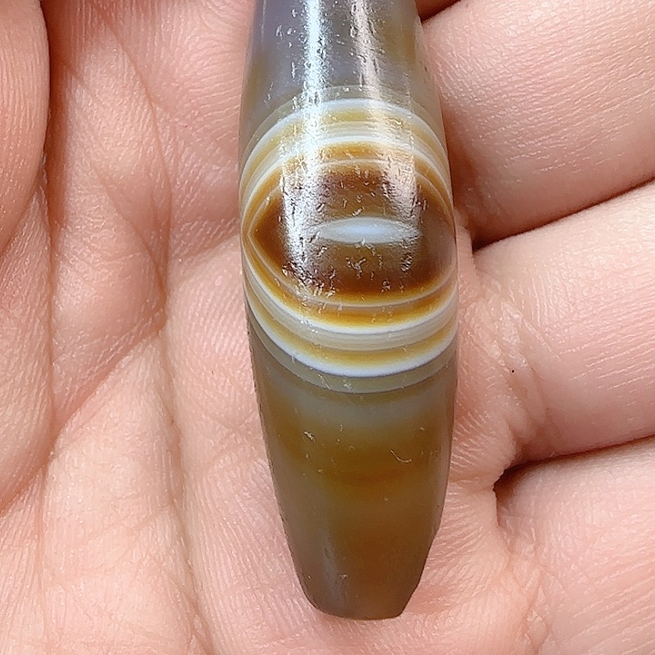 玛瑙/玉髓颈饰未镶嵌墨*