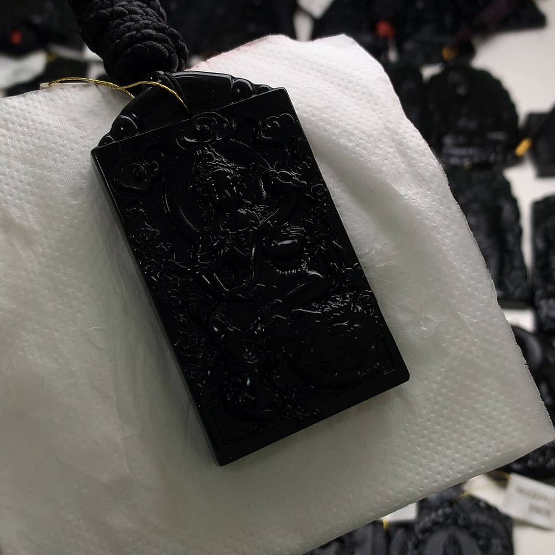 天然缅甸a货钢琴黑挂件