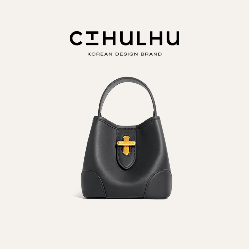 CTHULHU【胶囊水桶包】CT411B276韩国小众品牌轻奢百搭女士单肩包YY