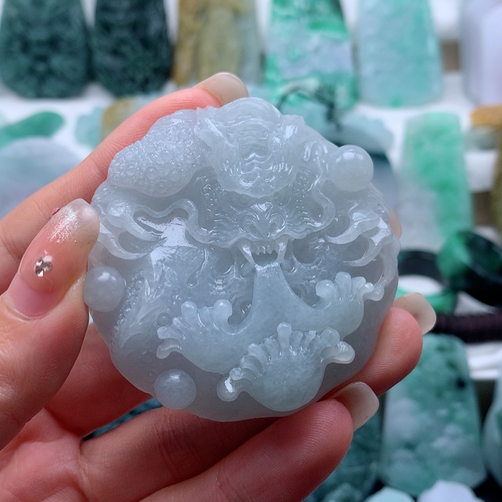 我***数定制翡翠未镶嵌龙牌