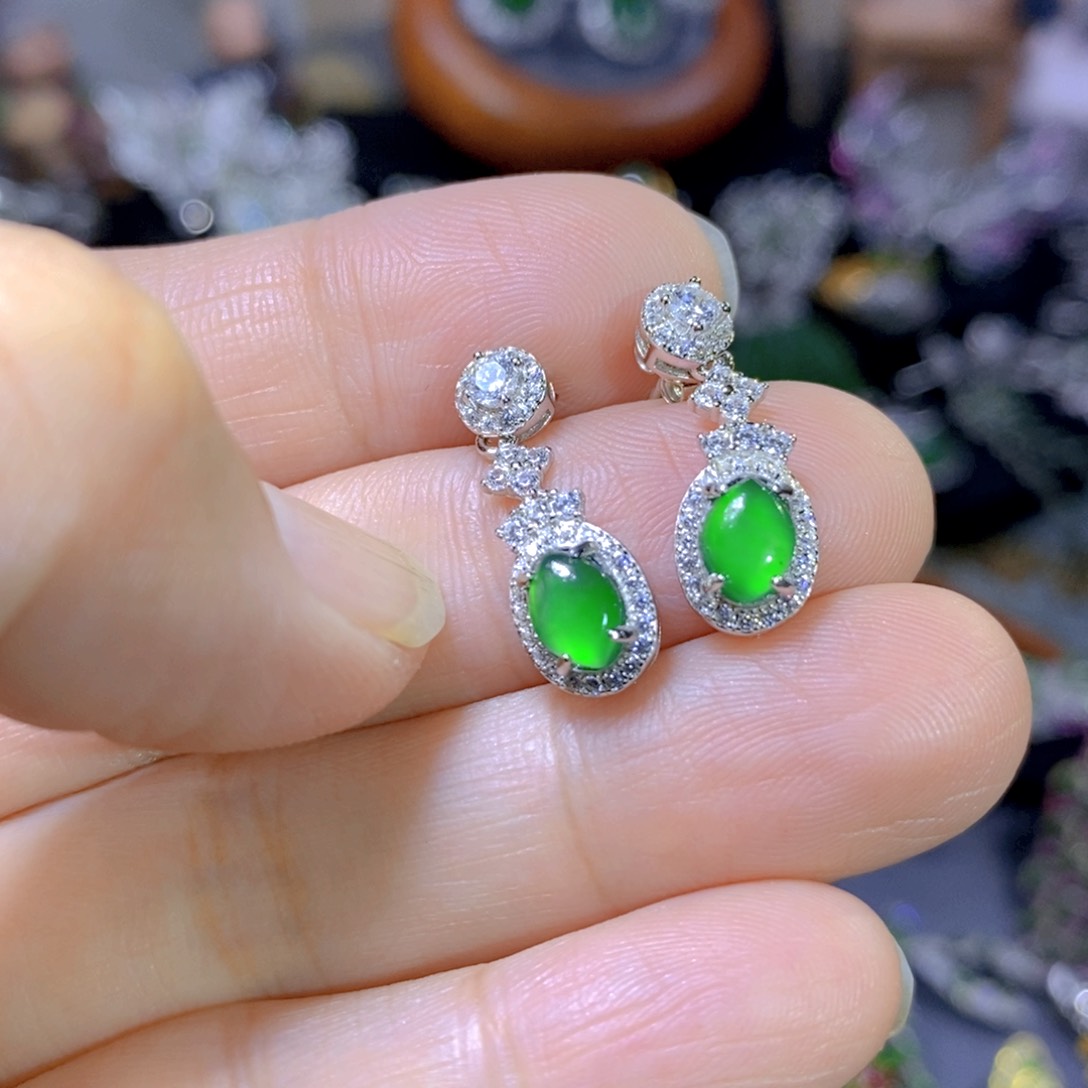 翡翠颈饰银S925镶嵌天然翡翠