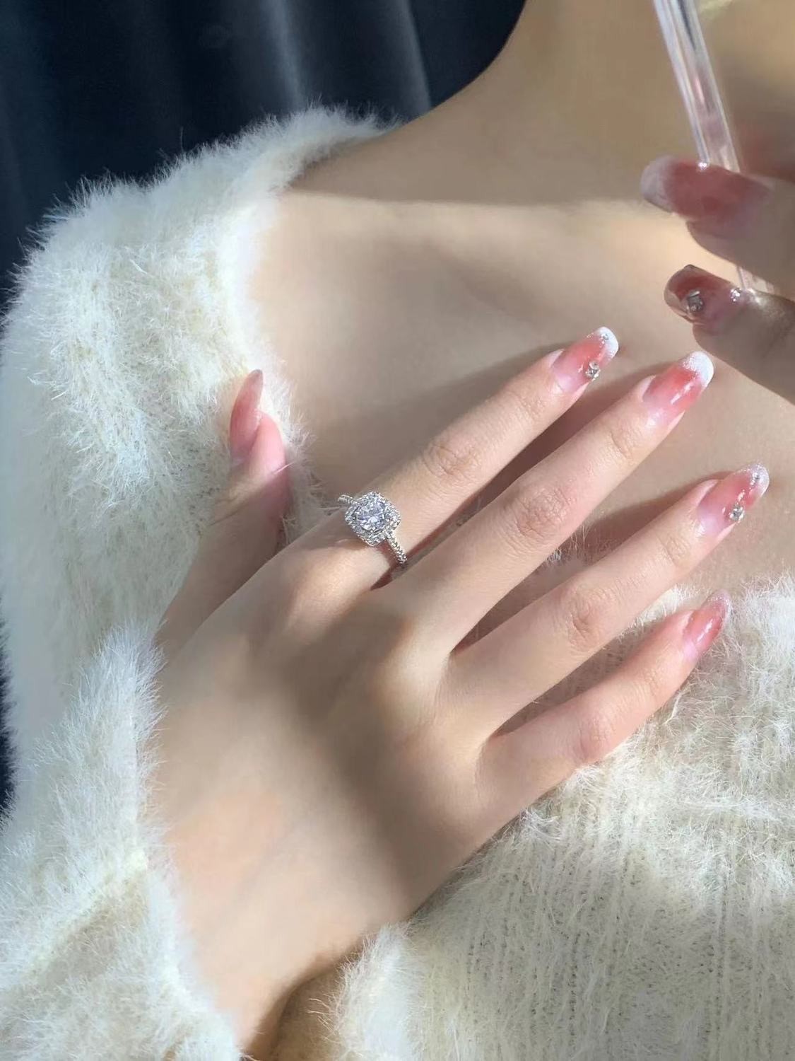 925银莫桑石银制品 【微镶方包】0.5-5克拉女光面镶钻结婚经典百搭