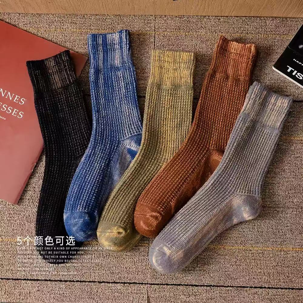 纯棉炒色袜子冬季